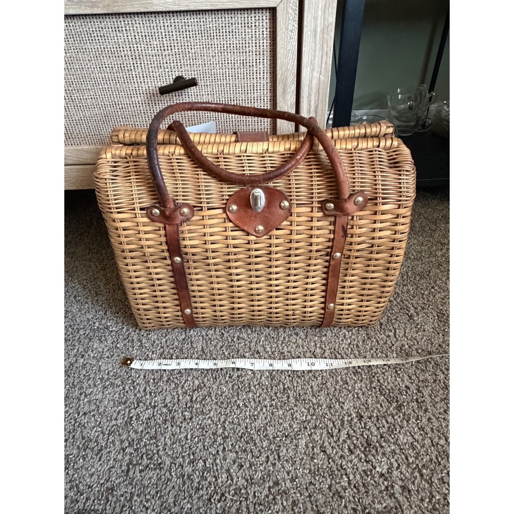 Vintage Wicker Picnic Basket Handbag Leather Trim Cottagecore Made in Hong Kong